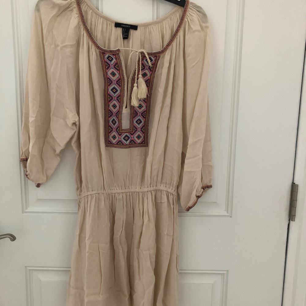 Long Sleeve Dress with embroidery